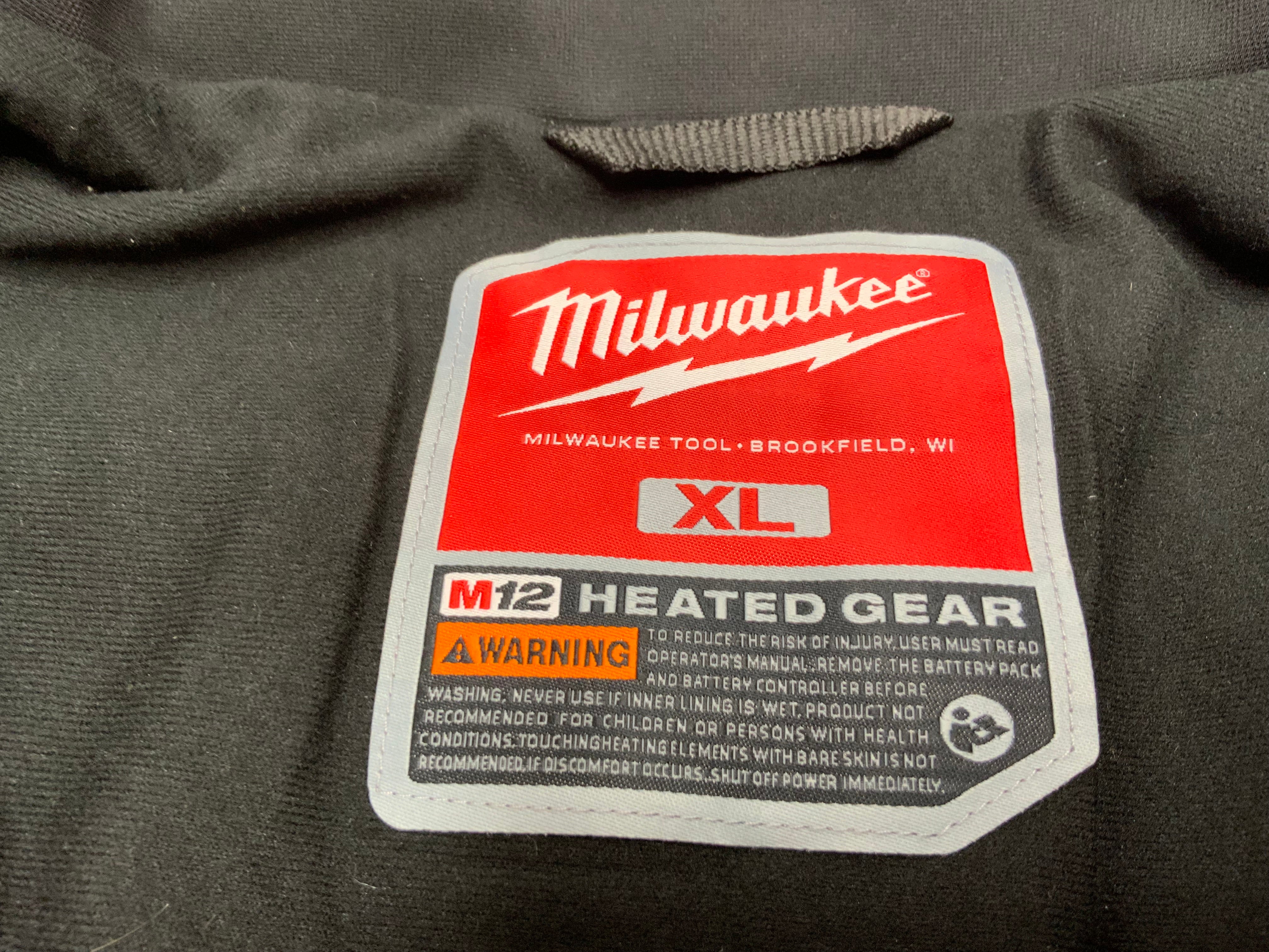 Milwaukee M12 Heated Jacket Kit - Battery and Charger Included (XL, Black) (8059221180654)
